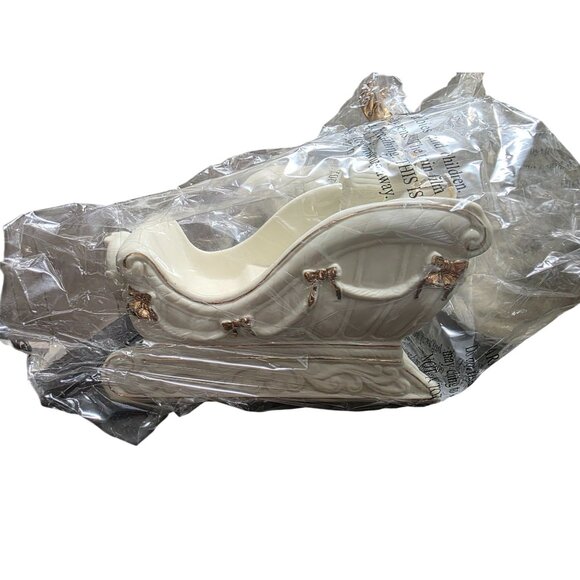 Kirkland's Christmas 4-Pc Table Top Set Santa Claus, Reindeer, Sleigh & Tree - Picture 7 of 8